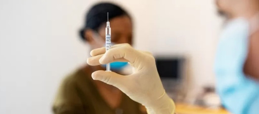 Governo consulta popula&ccedil;&atilde;o sobre vacina contra VSR para beb&ecirc;s ainda no  &uacute;tero | Conselho Regional de Enfermagem de Goi&aacute;s